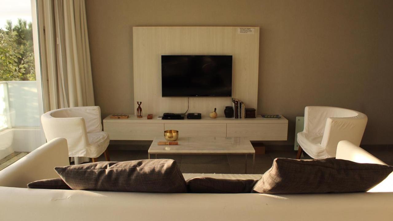 Apartment Triplex Con Terraza Unica A 50 Mts Del Mar Carilo