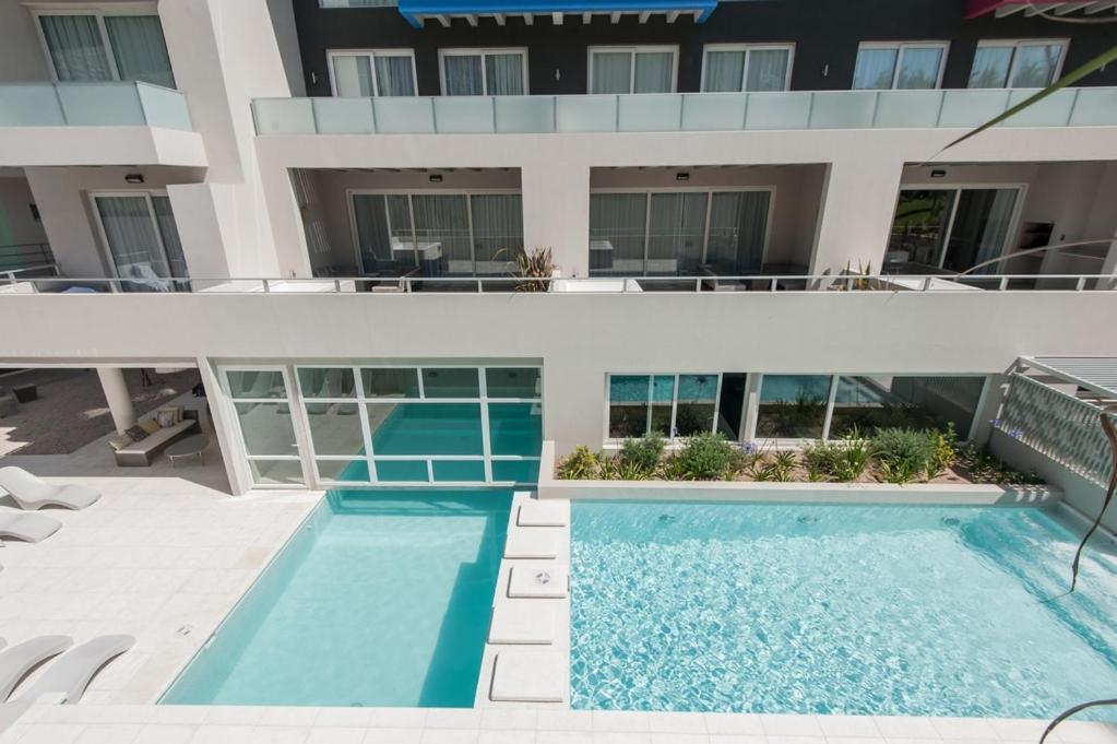 Triplex Con Terraza Unica A 50 Mts Del Mar * Carilo