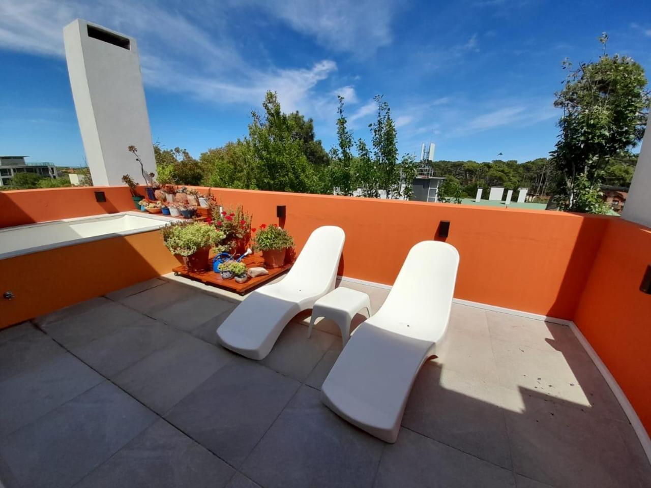 Triplex Con Terraza Unica A 50 Mts Del Mar Apartment *